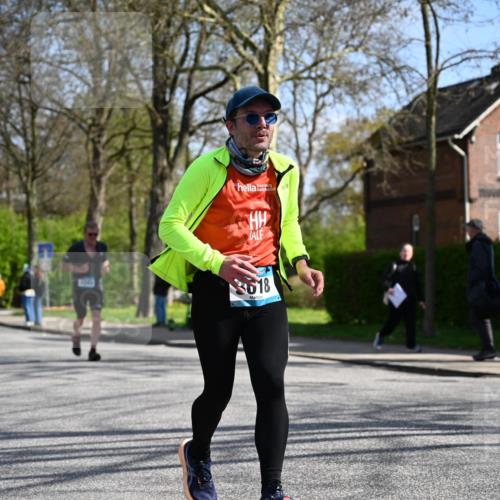 12.04.2026 - 45. Internationalen Wilhelmsburger Insellauf J. Mangold http://msf.ph/oto/9469176 12.04.2026 11:14:19 Ziel 3202, 4548, 2404, 4982, 3343, 2452, 3018, 2424, 2565, 3508 meine-sportfotos.de