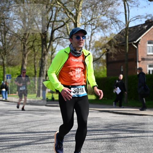 12.04.2026 - 45. Internationalen Wilhelmsburger Insellauf J. Mangold http://msf.ph/oto/9469177 12.04.2026 11:14:19 Ziel 3202, 4548, 2404, 4982, 3343, 2452, 3018, 2424, 2565, 3508 meine-sportfotos.de