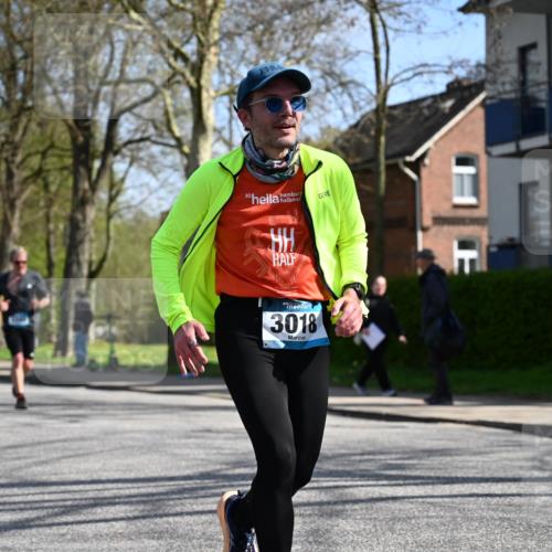 12.04.2026 - 45. Internationalen Wilhelmsburger Insellauf J. Mangold http://msf.ph/oto/9469184 12.04.2026 11:14:19 Ziel 3202, 4548, 2404, 4982, 3343, 2452, 3018, 2424, 2565, 3508 meine-sportfotos.de