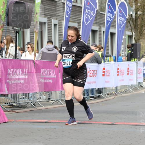 12.04.2026 - 45. Internationalen Wilhelmsburger Insellauf Strokosch-Dieckow http://msf.ph/oto/9469243 12.04.2026 13:42:05 Ziel 3461 meine-sportfotos.de