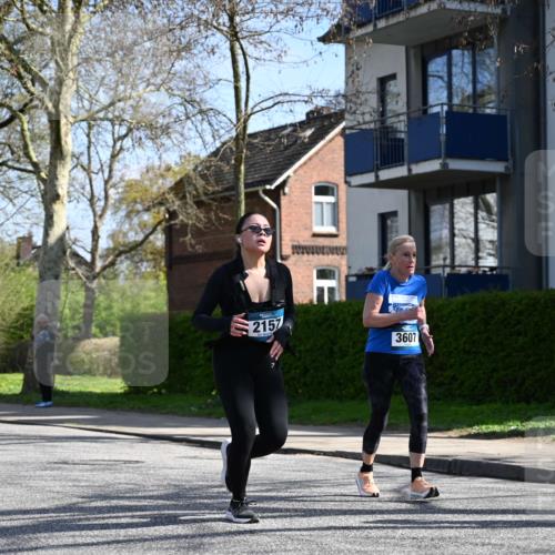 12.04.2026 - 45. Internationalen Wilhelmsburger Insellauf J. Mangold http://msf.ph/oto/9469273 12.04.2026 11:15:02 Ziel 3508, 2165, 2510, 3681, 2157, 2993, 2137, 3607, 3607, 2561 meine-sportfotos.de
