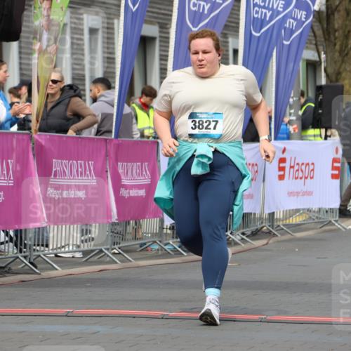 12.04.2026 - 45. Internationalen Wilhelmsburger Insellauf Strokosch-Dieckow http://msf.ph/oto/9469335 12.04.2026 13:40:27 Ziel 3827 meine-sportfotos.de