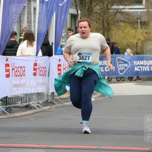 12.04.2026 - 45. Internationalen Wilhelmsburger Insellauf Strokosch-Dieckow http://msf.ph/oto/9469366 12.04.2026 13:40:26 Ziel 3827 meine-sportfotos.de