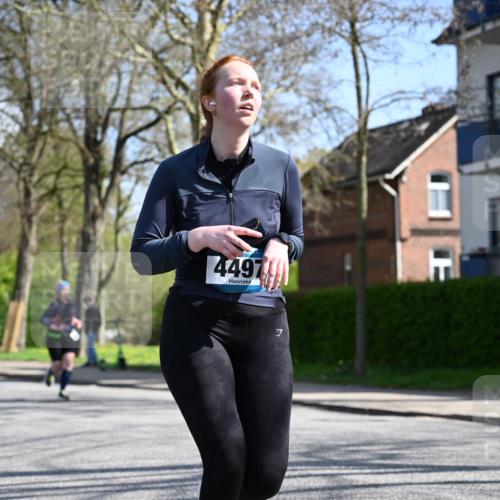 12.04.2026 - 45. Internationalen Wilhelmsburger Insellauf J. Mangold http://msf.ph/oto/9469386 12.04.2026 11:16:16 Ziel 2296, 4497, 3543, 2329, 2329, 5756, 3891, 4590, 2828, 2823 meine-sportfotos.de