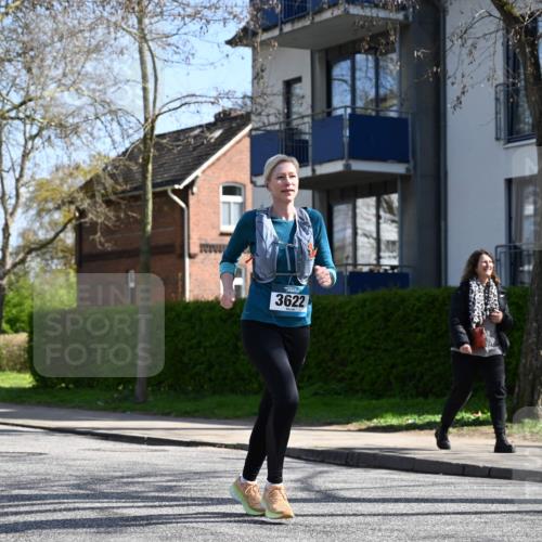 12.04.2026 - 45. Internationalen Wilhelmsburger Insellauf J. Mangold http://msf.ph/oto/9469440 12.04.2026 11:16:51 Ziel 5756, 3891, 4590, 2828, 2823, 3622, 3080, 2597, 4136 meine-sportfotos.de