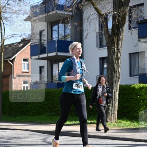 12.04.2026 - 45. Internationalen Wilhelmsburger Insellauf J. Mangold http://msf.ph/oto/9469448 12.04.2026 11:16:52 Ziel 3891, 4590, 2828, 2823, 3622, 3080, 3080, 2597, 4136 meine-sportfotos.de