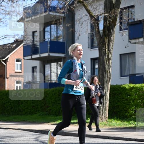 12.04.2026 - 45. Internationalen Wilhelmsburger Insellauf J. Mangold http://msf.ph/oto/9469449 12.04.2026 11:16:52 Ziel 3891, 4590, 2828, 2823, 3622, 3080, 3080, 2597, 4136 meine-sportfotos.de