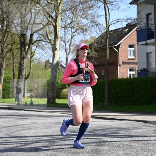 12.04.2026 - 45. Internationalen Wilhelmsburger Insellauf J. Mangold http://msf.ph/oto/9469463 12.04.2026 11:17:03 Ziel 3622, 3080, 2597, 4136, 2419, 2420, 2312, 2241 meine-sportfotos.de