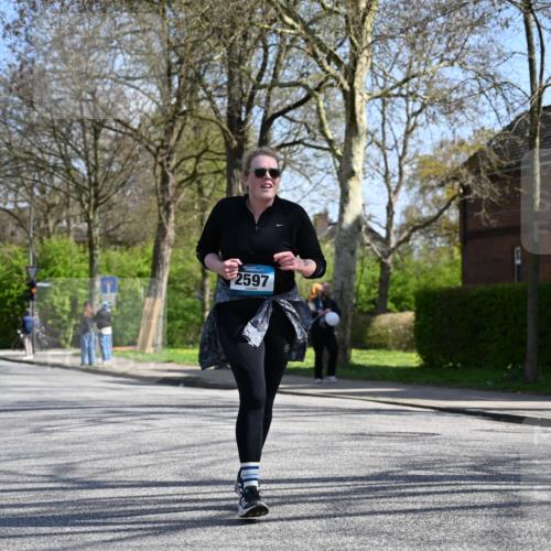 12.04.2026 - 45. Internationalen Wilhelmsburger Insellauf J. Mangold http://msf.ph/oto/9469486 12.04.2026 11:17:11 Ziel 3622, 3080, 2597, 4136, 2419, 2420, 2419, 2420, 2312, 2241, 5309, 3944, 3398, 2807 meine-sportfotos.de