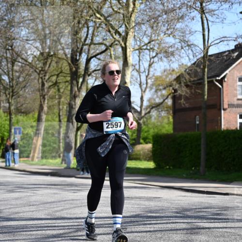 12.04.2026 - 45. Internationalen Wilhelmsburger Insellauf J. Mangold http://msf.ph/oto/9469494 12.04.2026 11:17:11 Ziel 3622, 3080, 2597, 4136, 2419, 2420, 2419, 2420, 2312, 2241, 5309, 3944, 3398, 2807 meine-sportfotos.de
