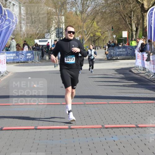 12.04.2026 - 45. Internationalen Wilhelmsburger Insellauf Strokosch-Dieckow http://msf.ph/oto/9469530 12.04.2026 11:23:51 Ziel 3273 meine-sportfotos.de