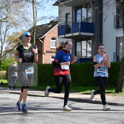 12.04.2026 - 45. Internationalen Wilhelmsburger Insellauf J. Mangold http://msf.ph/oto/9469592 12.04.2026 11:17:45 Ziel 2419, 2420, 2312, 2241, 5309, 3944, 3398, 2807, 4191, 4786, 3435, 2240, 2240, 5700, 4902, 4918 meine-sportfotos.de