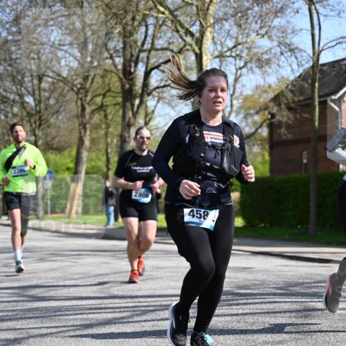 12.04.2026 - 45. Internationalen Wilhelmsburger Insellauf J. Mangold http://msf.ph/oto/9469654 12.04.2026 11:18:18 Ziel 2806, 4582, 4586, 2385, 3633, 3096, 3421, 2322, 4148, 4147, 3421, 2322, 4148, 4147, 3104, 4151 meine-sportfotos.de