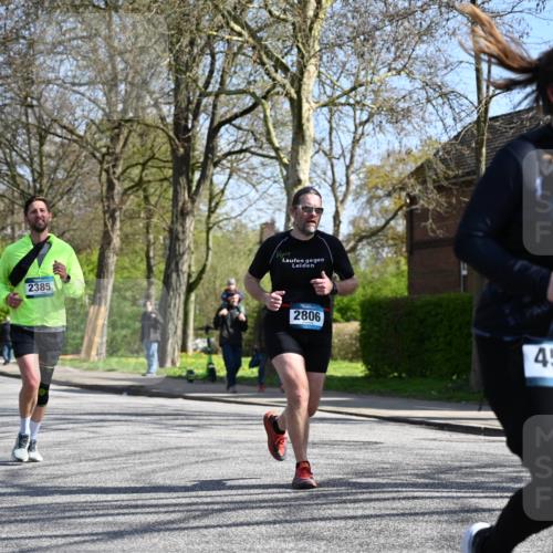 12.04.2026 - 45. Internationalen Wilhelmsburger Insellauf J. Mangold http://msf.ph/oto/9469667 12.04.2026 11:18:19 Ziel 2806, 4582, 4586, 2385, 3633, 3096, 3421, 2322, 4148, 4147, 3104, 4151 meine-sportfotos.de