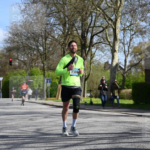 12.04.2026 - 45. Internationalen Wilhelmsburger Insellauf J. Mangold http://msf.ph/oto/9469677 12.04.2026 11:18:20 Ziel 2806, 4582, 4586, 2385, 3633, 3096, 3421, 2322, 4148, 4147, 3104, 4151 meine-sportfotos.de