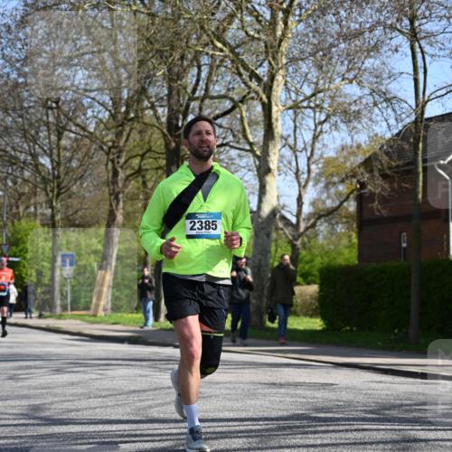 12.04.2026 - 45. Internationalen Wilhelmsburger Insellauf J. Mangold http://msf.ph/oto/9469687 12.04.2026 11:18:21 Ziel 2806, 4582, 4586, 2385, 3633, 3096, 3421, 2322, 4148, 4147, 3104, 4151 meine-sportfotos.de