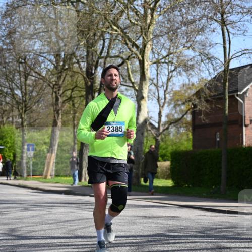 12.04.2026 - 45. Internationalen Wilhelmsburger Insellauf J. Mangold http://msf.ph/oto/9469688 12.04.2026 11:18:21 Ziel 2806, 4582, 4586, 2385, 3633, 3096, 3421, 2322, 4148, 4147, 3104, 4151 meine-sportfotos.de