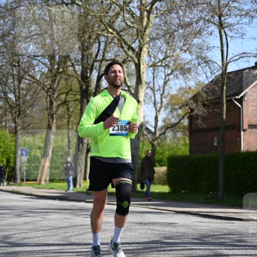 12.04.2026 - 45. Internationalen Wilhelmsburger Insellauf J. Mangold http://msf.ph/oto/9469689 12.04.2026 11:18:21 Ziel 2806, 4582, 4586, 2385, 3633, 3096, 3421, 2322, 4148, 4147, 3104, 4151 meine-sportfotos.de