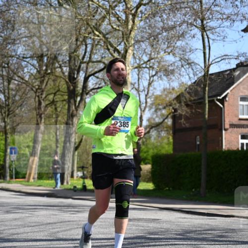 12.04.2026 - 45. Internationalen Wilhelmsburger Insellauf J. Mangold http://msf.ph/oto/9469691 12.04.2026 11:18:21 Ziel 2806, 4582, 4586, 2385, 3633, 3096, 3421, 2322, 4148, 4147, 3104, 4151 meine-sportfotos.de