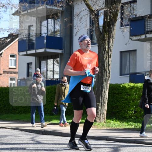 12.04.2026 - 45. Internationalen Wilhelmsburger Insellauf J. Mangold http://msf.ph/oto/9469709 12.04.2026 11:18:31 Ziel 2806, 4582, 4586, 2385, 3633, 3096, 3421, 2322, 4148, 4147, 3104, 4151, 2960 meine-sportfotos.de