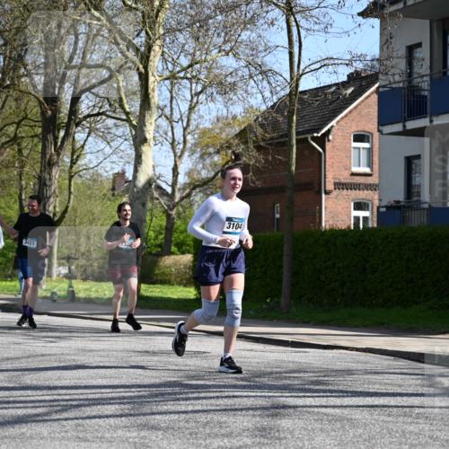 12.04.2026 - 45. Internationalen Wilhelmsburger Insellauf J. Mangold http://msf.ph/oto/9469734 12.04.2026 11:18:35 Ziel 2806, 4582, 4586, 2385, 3633, 3096, 3421, 2322, 4148, 4147, 3104, 4151, 2960, 2471 meine-sportfotos.de