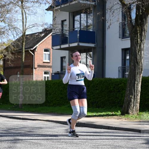 12.04.2026 - 45. Internationalen Wilhelmsburger Insellauf J. Mangold http://msf.ph/oto/9469757 12.04.2026 11:18:36 Ziel 2806, 4582, 4586, 2385, 3633, 3096, 3421, 2322, 4148, 4147, 3104, 4151, 2960, 2471 meine-sportfotos.de