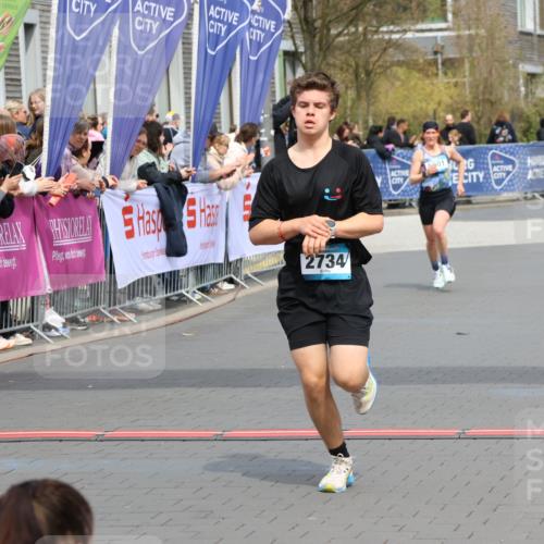 12.04.2026 - 45. Internationalen Wilhelmsburger Insellauf Strokosch-Dieckow http://msf.ph/oto/9469764 12.04.2026 12:50:44 Ziel 2734, 5601 meine-sportfotos.de