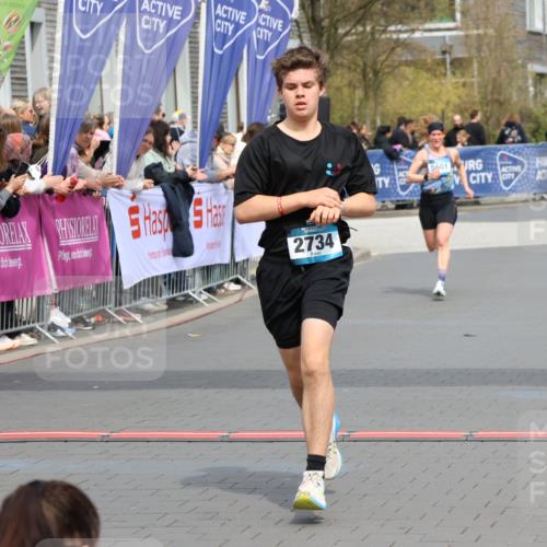 12.04.2026 - 45. Internationalen Wilhelmsburger Insellauf Strokosch-Dieckow http://msf.ph/oto/9469781 12.04.2026 12:50:44 Ziel 2734, 5601 meine-sportfotos.de