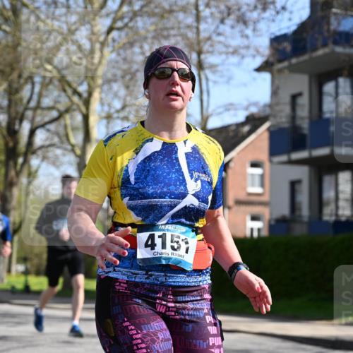 12.04.2026 - 45. Internationalen Wilhelmsburger Insellauf J. Mangold http://msf.ph/oto/9469847 12.04.2026 11:18:43 Ziel 3633, 3096, 3421, 2322, 4148, 4147, 3104, 4151, 2960, 2471, 2226 meine-sportfotos.de