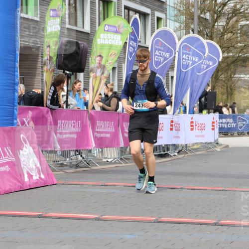 12.04.2026 - 45. Internationalen Wilhelmsburger Insellauf Strokosch-Dieckow http://msf.ph/oto/9469904 12.04.2026 13:39:48 Ziel 2474 meine-sportfotos.de