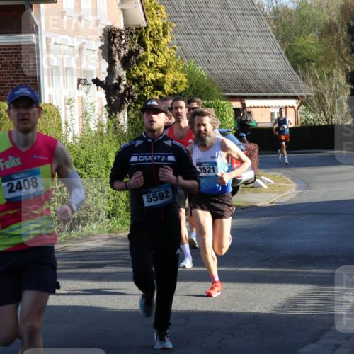12.04.2026 - 45. Internationalen Wilhelmsburger Insellauf Yannick Fuchs http://msf.ph/oto/9469919 12.04.2026 08:54:05 Laufen 2408, 5592, 3521 meine-sportfotos.de