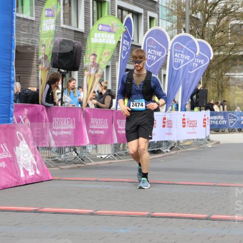 12.04.2026 - 45. Internationalen Wilhelmsburger Insellauf Strokosch-Dieckow http://msf.ph/oto/9469925 12.04.2026 13:39:48 Ziel 2474 meine-sportfotos.de