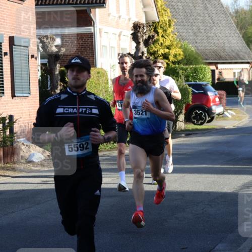 12.04.2026 - 45. Internationalen Wilhelmsburger Insellauf Yannick Fuchs http://msf.ph/oto/9469936 12.04.2026 08:54:06 Laufen 5592, 40, 3521 meine-sportfotos.de