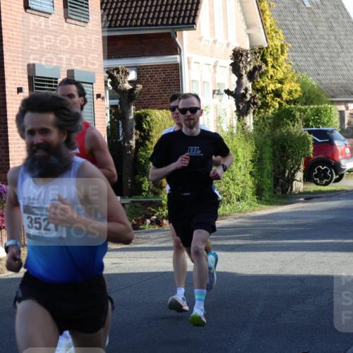12.04.2026 - 45. Internationalen Wilhelmsburger Insellauf Yannick Fuchs http://msf.ph/oto/9469952 12.04.2026 08:54:07 Laufen 3521 meine-sportfotos.de
