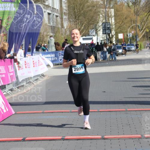 12.04.2026 - 45. Internationalen Wilhelmsburger Insellauf Strokosch-Dieckow http://msf.ph/oto/9469973 12.04.2026 11:25:01 Ziel 2907 meine-sportfotos.de
