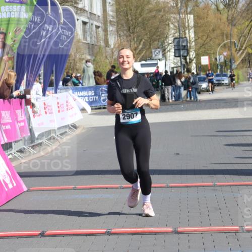 12.04.2026 - 45. Internationalen Wilhelmsburger Insellauf Strokosch-Dieckow http://msf.ph/oto/9469986 12.04.2026 11:25:01 Ziel 2907 meine-sportfotos.de