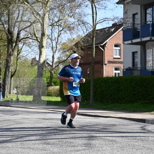 12.04.2026 - 45. Internationalen Wilhelmsburger Insellauf J. Mangold http://msf.ph/oto/9470018 12.04.2026 11:19:14 Ziel 2471, 2226, 5571, 5035, 4520, 3124, 3123, 2581, 2788, 4614 meine-sportfotos.de