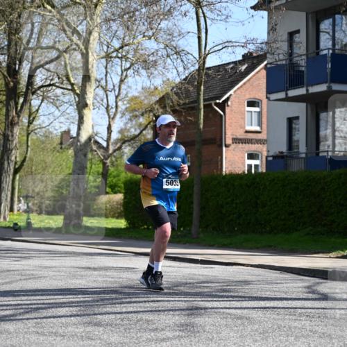 12.04.2026 - 45. Internationalen Wilhelmsburger Insellauf J. Mangold http://msf.ph/oto/9470019 12.04.2026 11:19:14 Ziel 2471, 2226, 5571, 5035, 4520, 3124, 3123, 2581, 2788, 4614 meine-sportfotos.de