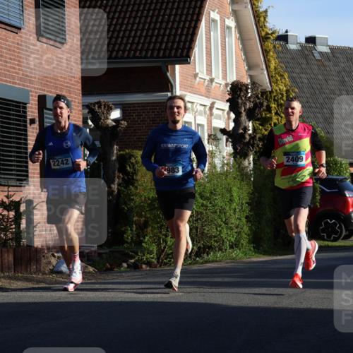 12.04.2026 - 45. Internationalen Wilhelmsburger Insellauf Yannick Fuchs http://msf.ph/oto/9470065 12.04.2026 08:54:21 Laufen 2409, 2242, 983, 2874 meine-sportfotos.de