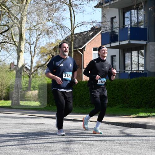 12.04.2026 - 45. Internationalen Wilhelmsburger Insellauf J. Mangold http://msf.ph/oto/9470097 12.04.2026 11:19:25 Ziel 2226, 5571, 5035, 4520, 3124, 3123, 2581, 2788, 4614, 2318, 4058, 3707, 4446, 4165 meine-sportfotos.de