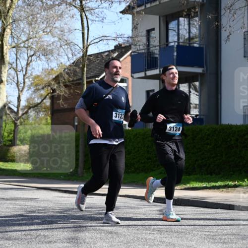 12.04.2026 - 45. Internationalen Wilhelmsburger Insellauf J. Mangold http://msf.ph/oto/9470106 12.04.2026 11:19:25 Ziel 2226, 5571, 5035, 4520, 3124, 3123, 2581, 2788, 4614, 2318, 4058, 3707, 4446, 4165 meine-sportfotos.de