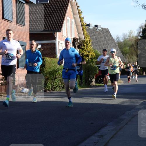 12.04.2026 - 45. Internationalen Wilhelmsburger Insellauf Yannick Fuchs http://msf.ph/oto/9470129 12.04.2026 08:54:27 Laufen 2874, 2873, 476, 760, 406, 5439 meine-sportfotos.de