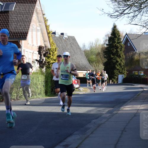 12.04.2026 - 45. Internationalen Wilhelmsburger Insellauf Yannick Fuchs http://msf.ph/oto/9470137 12.04.2026 08:54:28 Laufen 2760, 5439 meine-sportfotos.de
