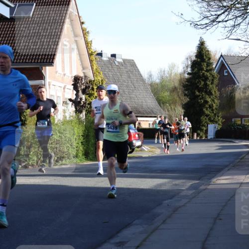 12.04.2026 - 45. Internationalen Wilhelmsburger Insellauf Yannick Fuchs http://msf.ph/oto/9470139 12.04.2026 08:54:28 Laufen 2760, 406, 5439 meine-sportfotos.de