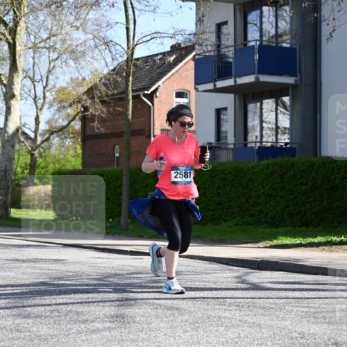 12.04.2026 - 45. Internationalen Wilhelmsburger Insellauf J. Mangold http://msf.ph/oto/9470142 12.04.2026 11:19:33 Ziel 5571, 5035, 4520, 3124, 3123, 2581, 2788, 2788, 4614, 2318, 4058, 3707, 4446, 4165 meine-sportfotos.de