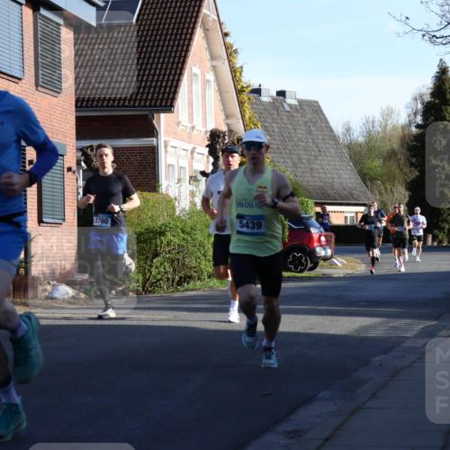 12.04.2026 - 45. Internationalen Wilhelmsburger Insellauf Yannick Fuchs http://msf.ph/oto/9470149 12.04.2026 08:54:29 Laufen 2760, 5439 meine-sportfotos.de