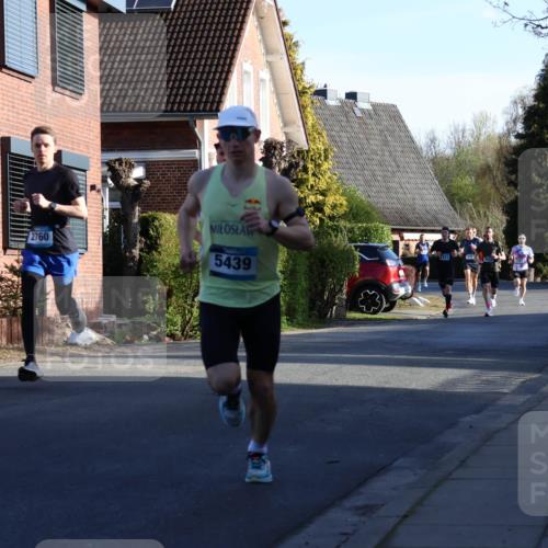 12.04.2026 - 45. Internationalen Wilhelmsburger Insellauf Yannick Fuchs http://msf.ph/oto/9470160 12.04.2026 08:54:30 Laufen 2760, 5439 meine-sportfotos.de