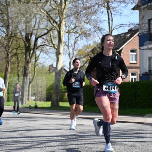 12.04.2026 - 45. Internationalen Wilhelmsburger Insellauf J. Mangold http://msf.ph/oto/9470194 12.04.2026 11:19:44 Ziel 2581, 2788, 4614, 2318, 4058, 4058, 3707, 4446, 4165 meine-sportfotos.de