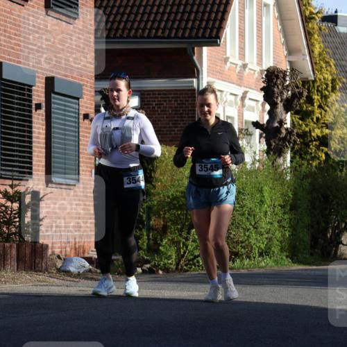 12.04.2026 - 45. Internationalen Wilhelmsburger Insellauf Yannick Fuchs http://msf.ph/oto/9470224 12.04.2026 09:05:19 Laufen 3545, 3544 meine-sportfotos.de