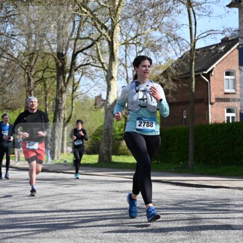 12.04.2026 - 45. Internationalen Wilhelmsburger Insellauf J. Mangold http://msf.ph/oto/9470247 12.04.2026 11:19:46 Ziel 2581, 2788, 4614, 2318, 4058, 3707, 4446, 4165 meine-sportfotos.de